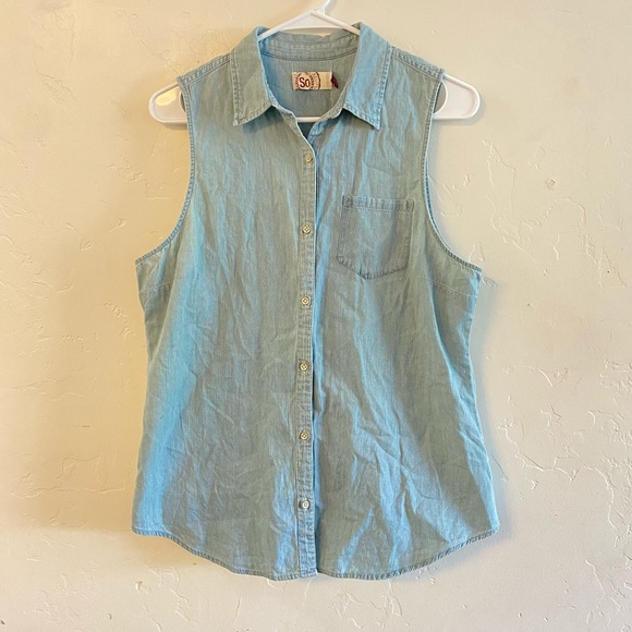 SO NWT Chambray Sleeveless Button Down Shirt XL - Picture 1 of 8